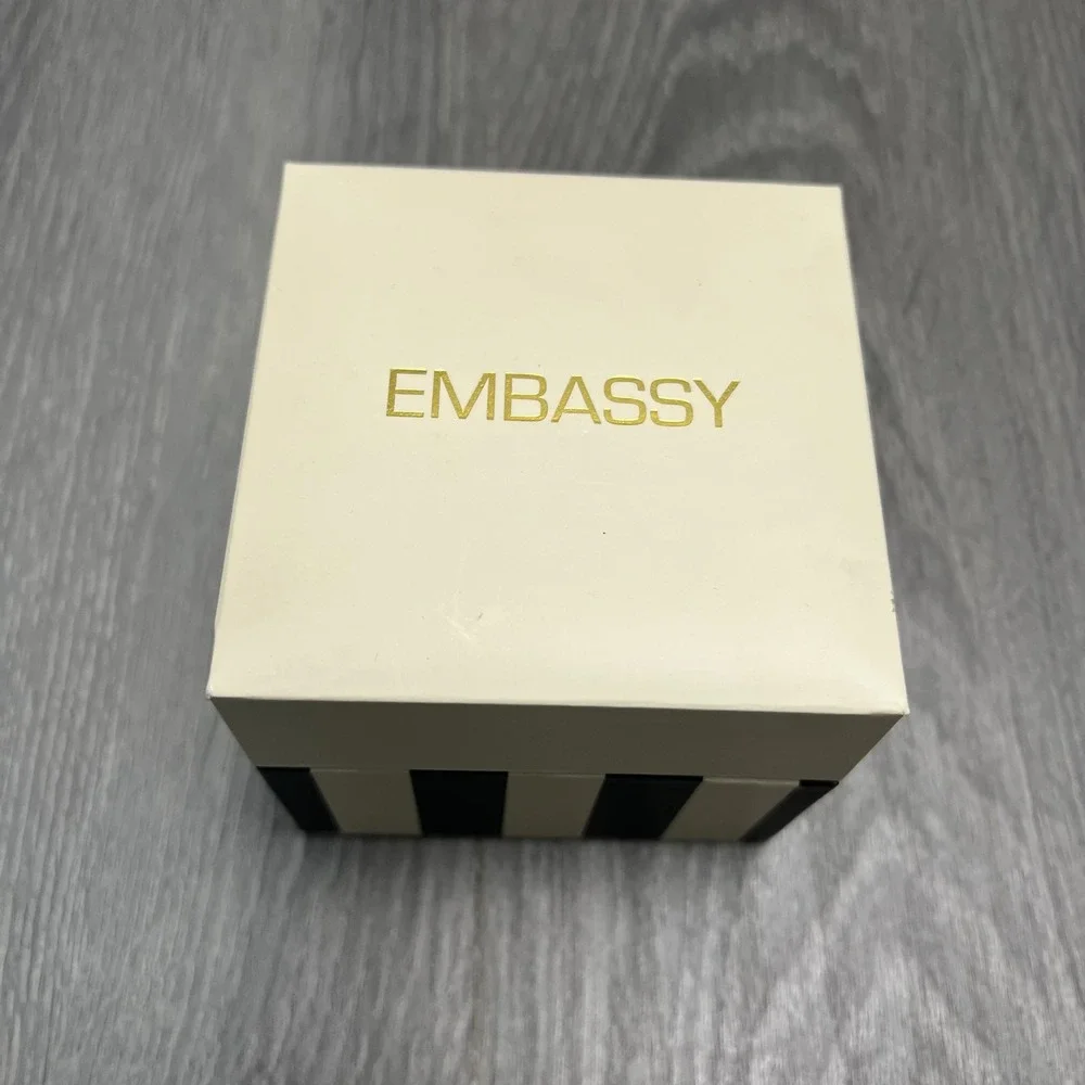 Vtg Embassy Womens Quartz Watch Gift Set Gold Tone Crystal Accents w/ Bangles